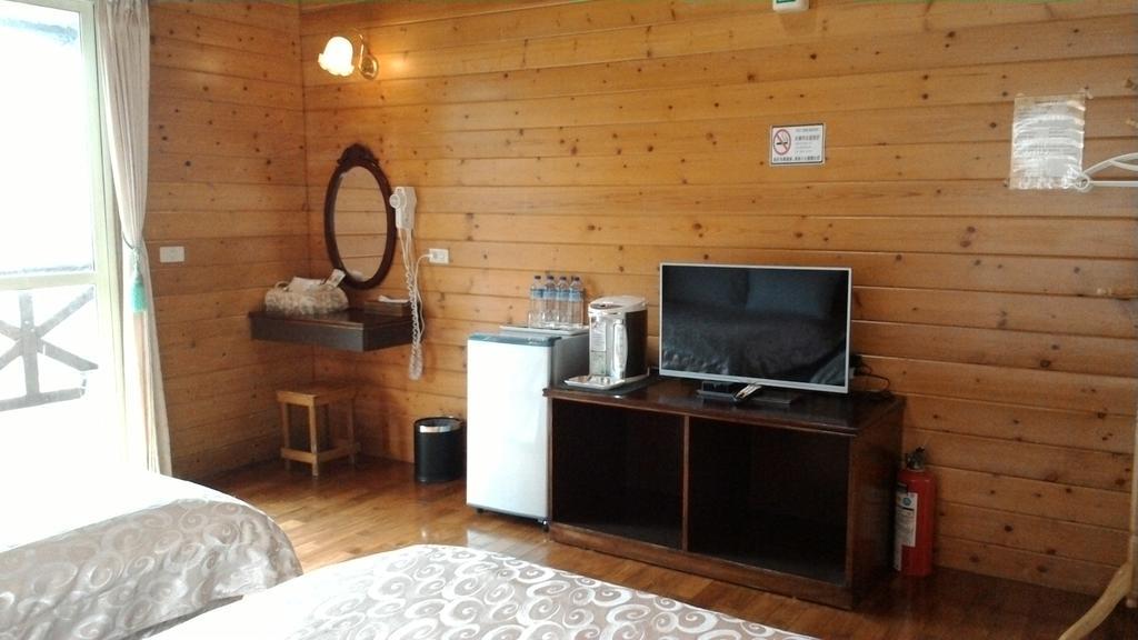 Qing Jing Xiao Taiyang Jingguan Homestay Renai Exterior photo